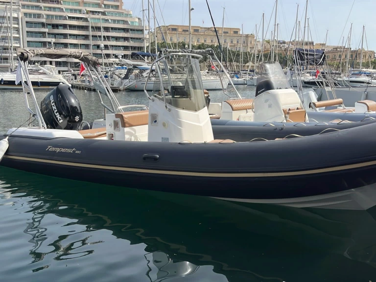 Alquiler de embarcaciones Capelli Tempest 690 enPietà en Samboat