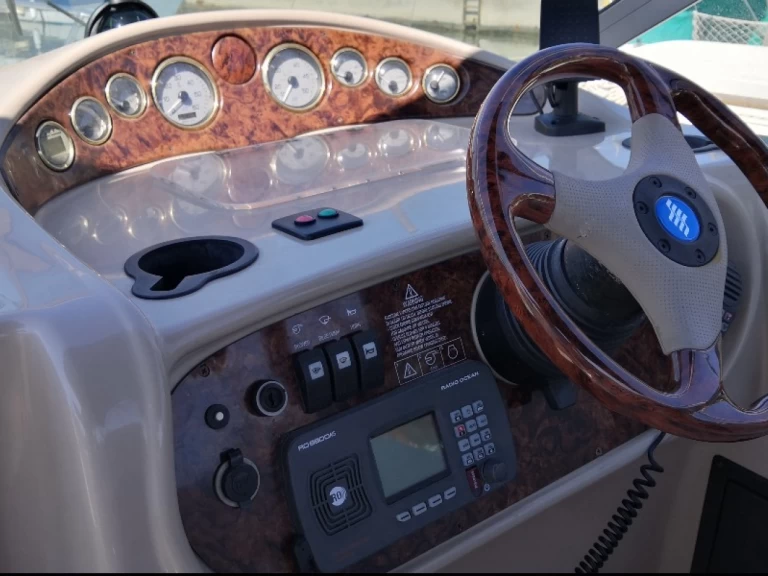 Alquiler Scey-sur-Saône-et-Saint-Albin - Four Winns Vista 268 en SamBoat