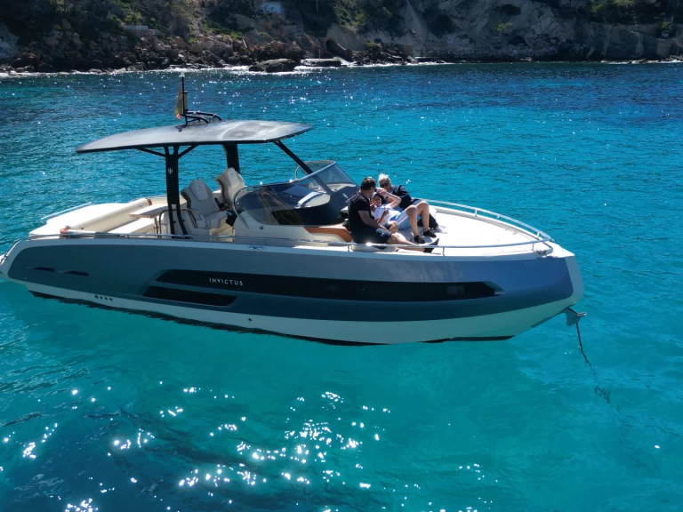 Lancha para alquilar El Toro al mejor precio