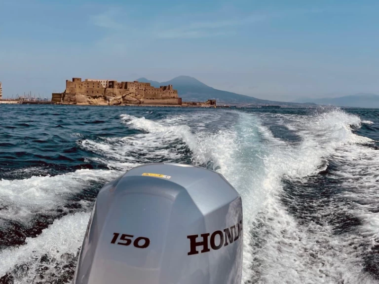 Alquiler de barcos Porto di Mergellina barato de 62