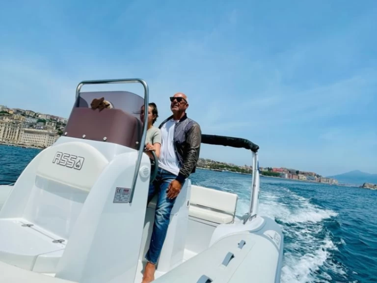 Alquiler de embarcaciones Asso 62 enPorto di Mergellina en Samboat