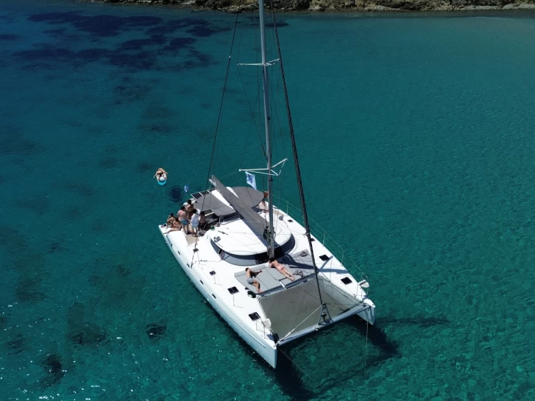 Alquiler de Catamarán, con o sin patrón Fountaine Pajot Toúrlos