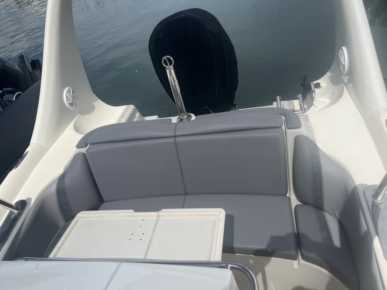 Alquiler de barcos Porto-Vecchio barato de Medline III