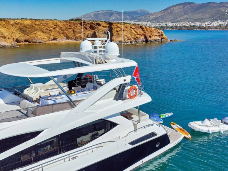 Alquiler de Yate de lujo, con o sin patrón Sunseeker Atenas