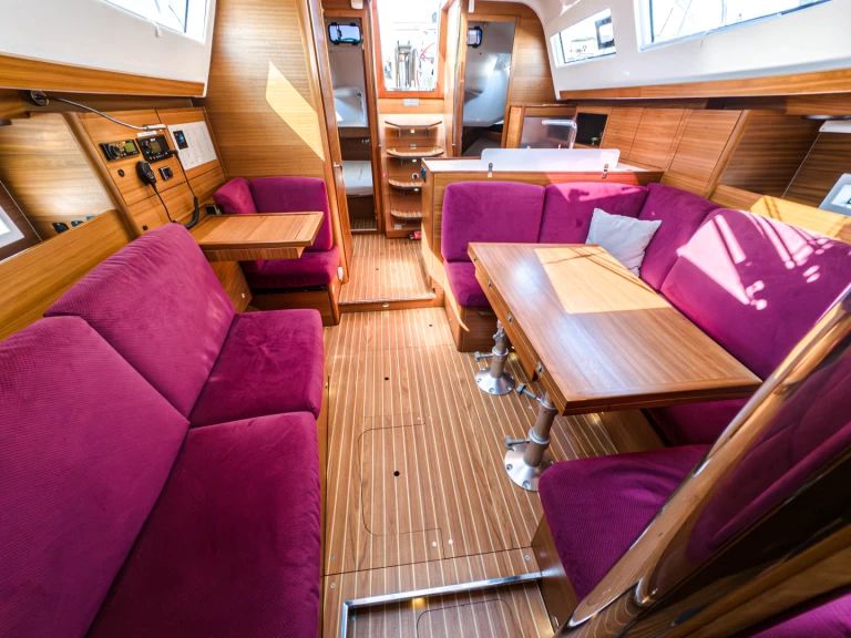 Alquiler de Elan Impression 40.1 en Punat