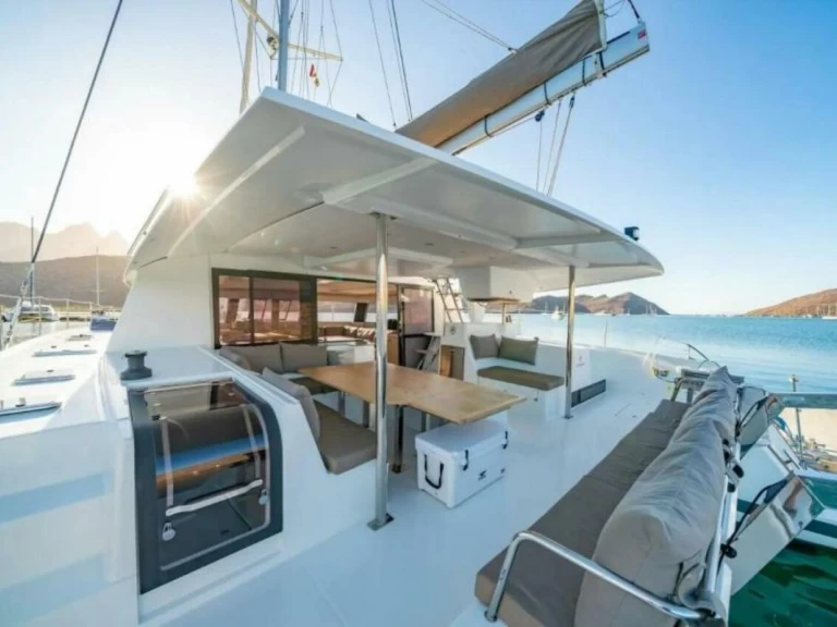 Catamarán para alquilar La Paz al mejor precio