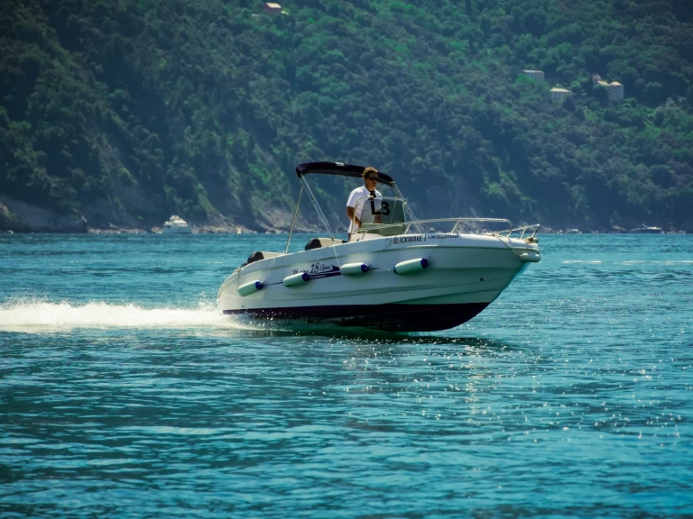 Alquiler Lancha en Recco - Yamaha Marine 18 open