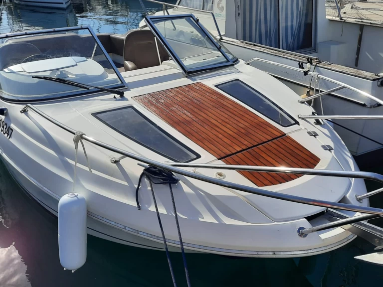 Alquiler de barcos Toulon barato de Cap Camarat 6.5 CC Serie 2