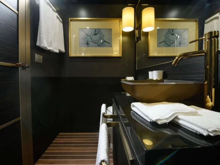 Alquiler Ibiza (Ciudad) - HOUSE OF HÜTTER GOLDFINGER en SamBoat