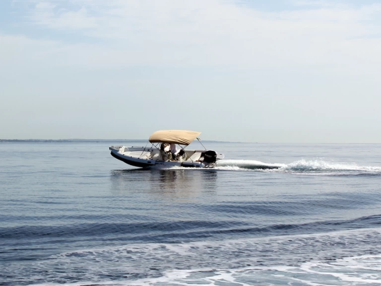 Alquiler de barcos Marzamemi barato de MV 740 TOURING