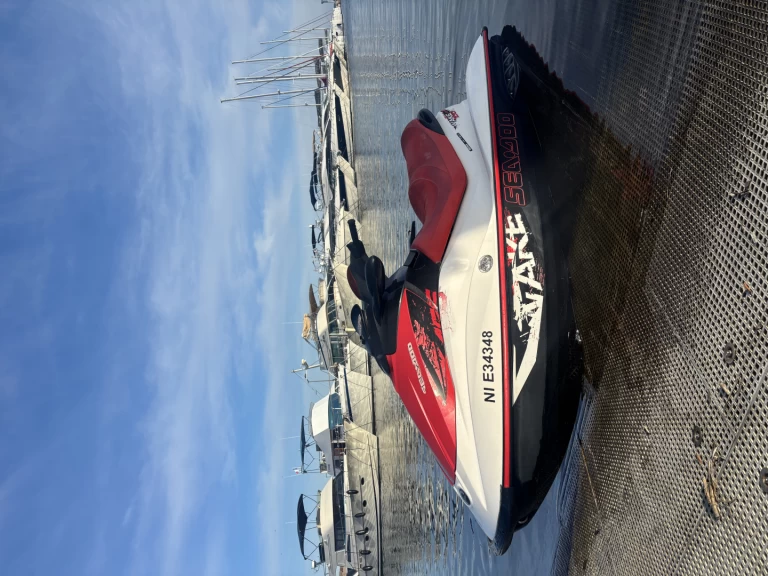 Moto de agua para alquilar Hyères al mejor precio