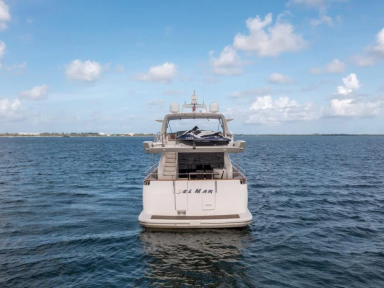 Alquiler de barcos Miami barato de Azimut 90