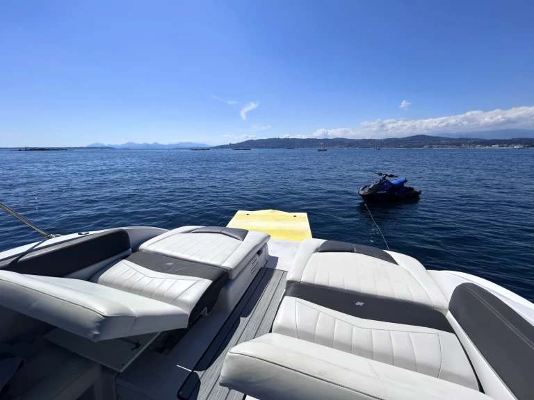 Lancha para alquilar Golfe-Juan al mejor precio