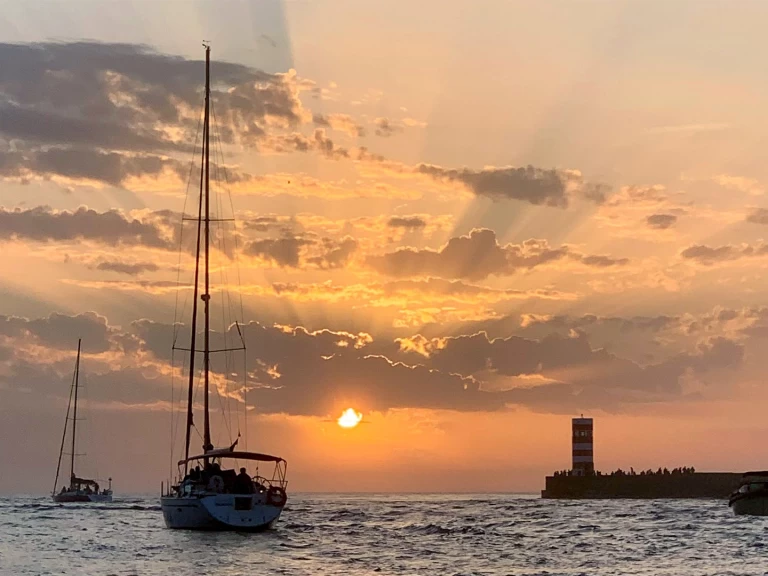 Alquiler de embarcaciones Exclusive Private Boat Tour with The Last		 13,88 meters enOporto en Samboat