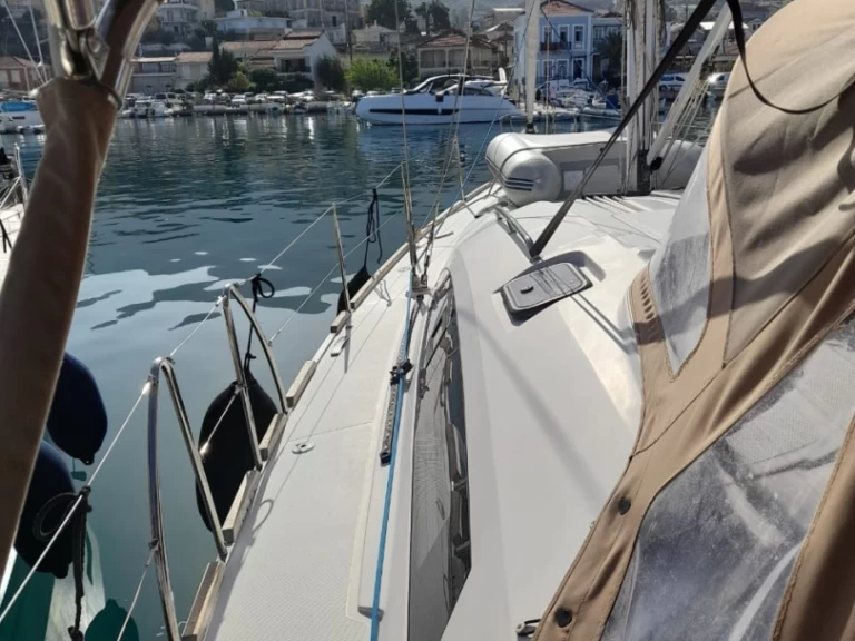 Velero para alquilar Lefkáda al mejor precio