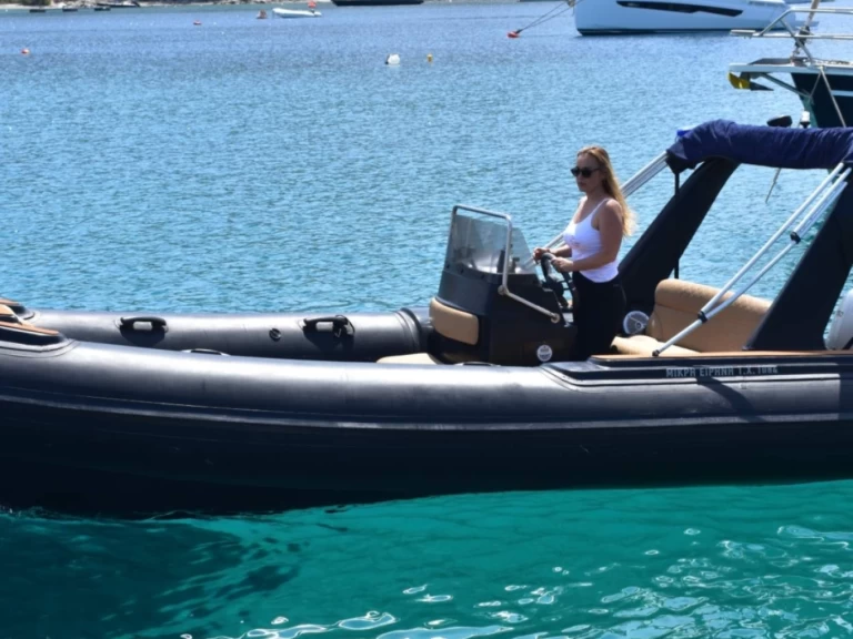 Alquiler de Neumática, con o sin patrón Orizon Mykonos (Ciudad)