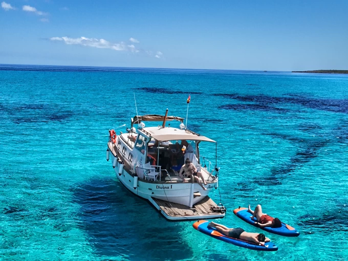 Alquiler de Llaut Menorquin  DIVINA I en Mahón