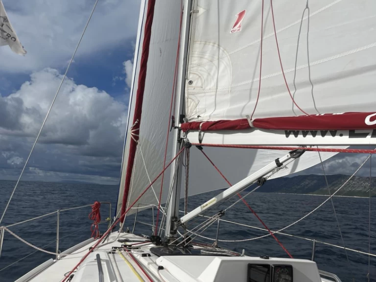 Alquiler Cavtat - Elan Elan 350 Performance en SamBoat