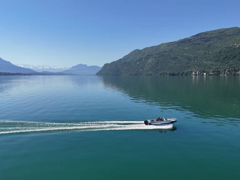 Alquiler Lancha en Conjux - Glastron Ssv 172