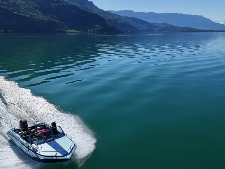 Alquiler de embarcaciones Glastron Ssv 172 enConjux en Samboat