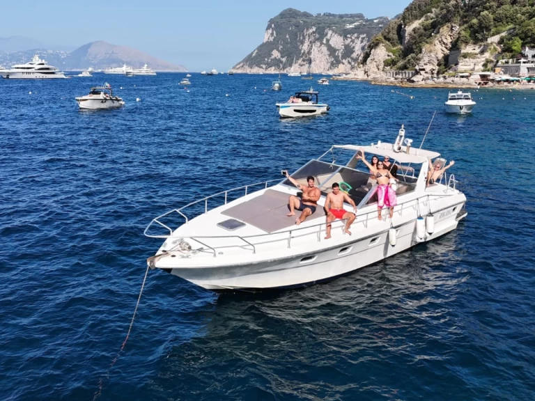 Alquiler de barcos Castellammare di Stabia barato de Mochi Craft 42 Fly