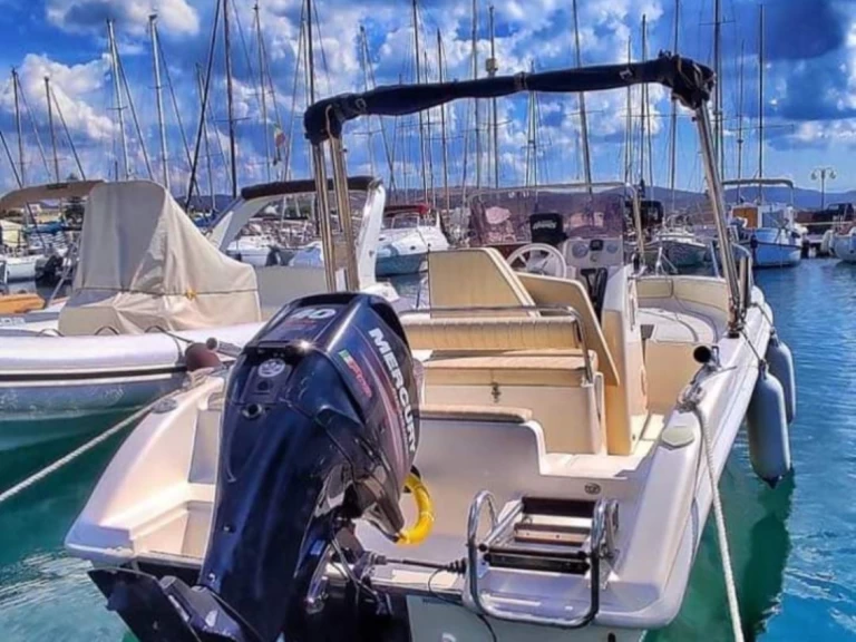 Alquiler de barcos Salerno barato de 21 Freestyle