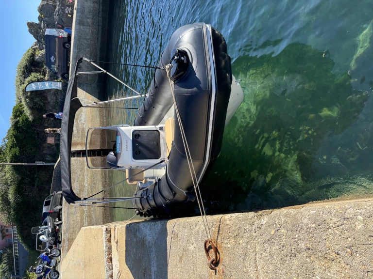 Bombard Sunrider 650 de alquiler a Locmiquélic