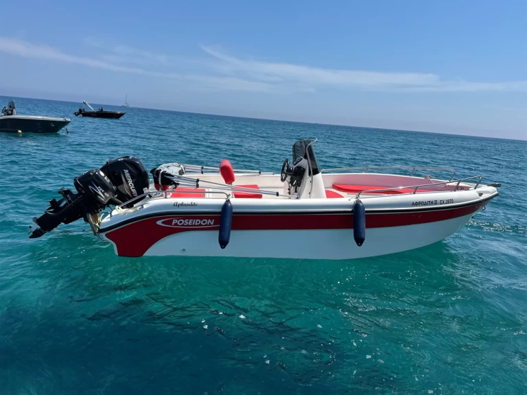 Alquiler de embarcaciones Poseidon BLU WATER 185 enAgía Kiriakí en Samboat