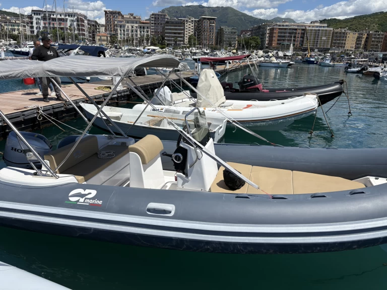 Alquiler Salerno - Predator 599 en SamBoat