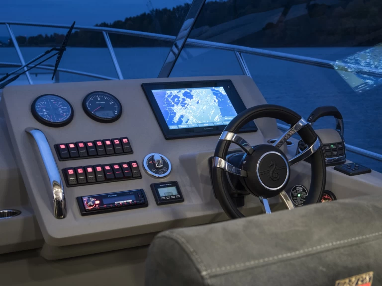 Alquiler de Marex 310 en Gouviá