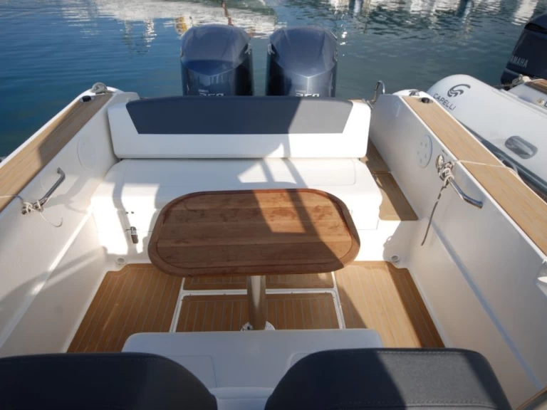 Neumática para alquilar Marine de Sant'Ambrogio al mejor precio