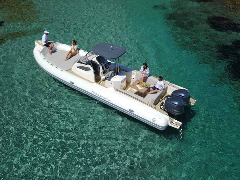 Alquiler Neumática Capelli con o sin  título de navegación