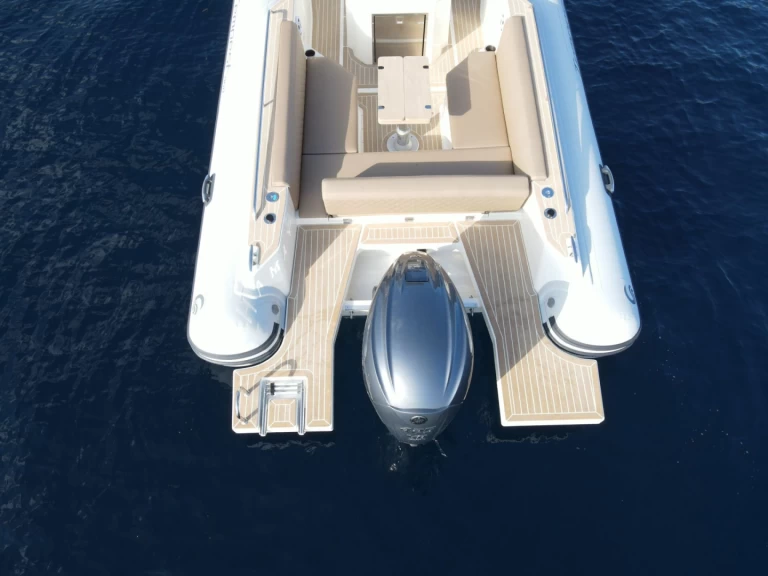 Alquiler de Neumática, con o sin patrón Capelli Marine de Sant'Ambrogio