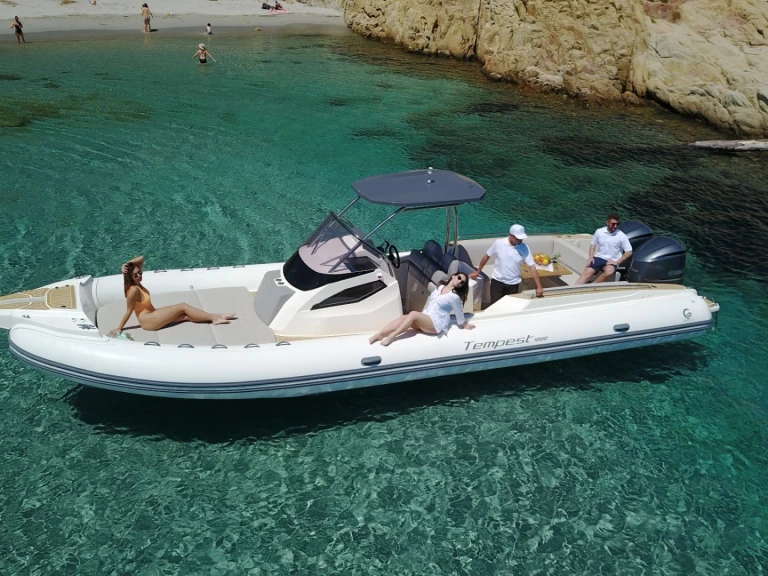 Alquiler de Neumática, con o sin patrón Capelli Marine de Sant'Ambrogio