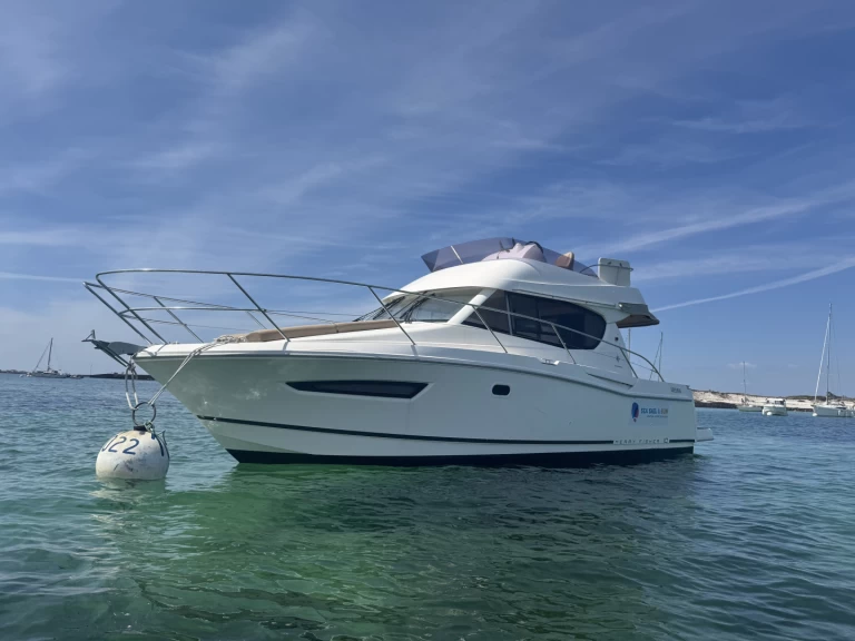 Alquiler de embarcaciones Jeanneau Merry Fisher 10 enPort la Forêt en Samboat