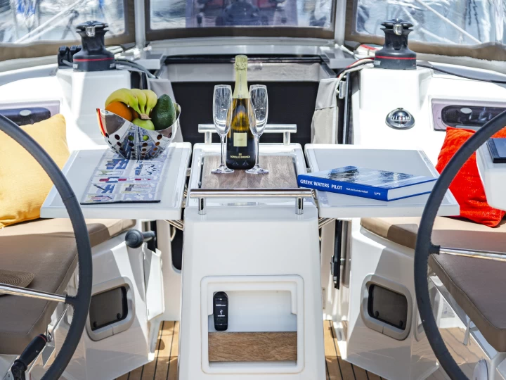 Alquiler de Bénéteau Oceanis 34.1 en Lefkáda