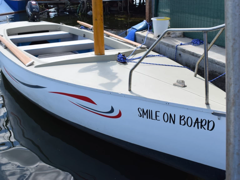 Alquiler de barcos Varna barato de 21