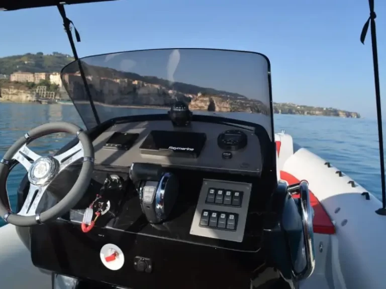 Alquiler de Prua al vento THOR 8.0 en Argelès-sur-Mer