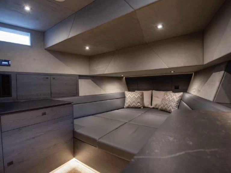 Alquiler Marina Ibiza - Vanquish VQ 58 en SamBoat