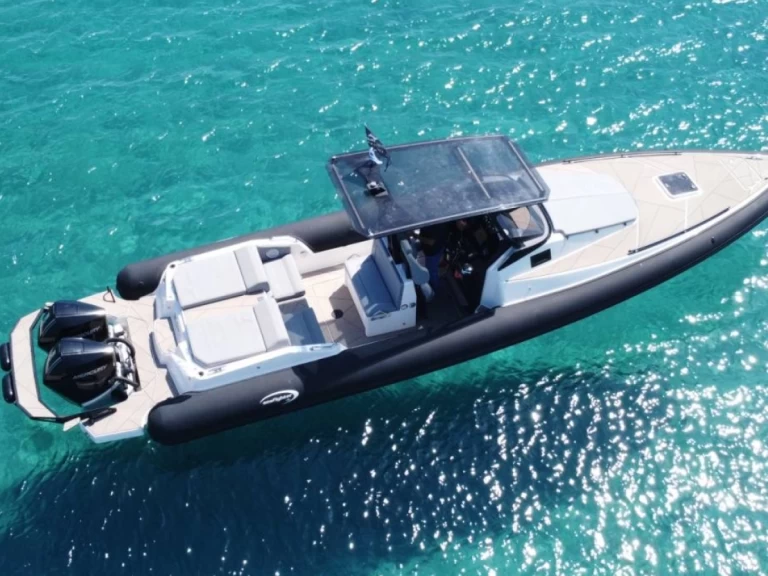 Alquiler Neumática en Lávrio - Seafighter One cabin 36