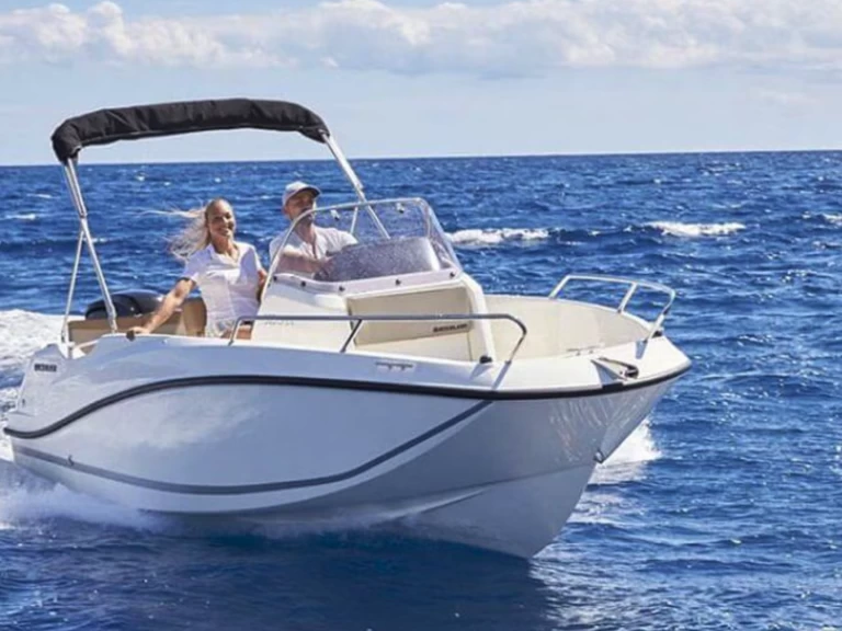 Lancha para alquilar Mandelieu-la-Napoule al mejor precio