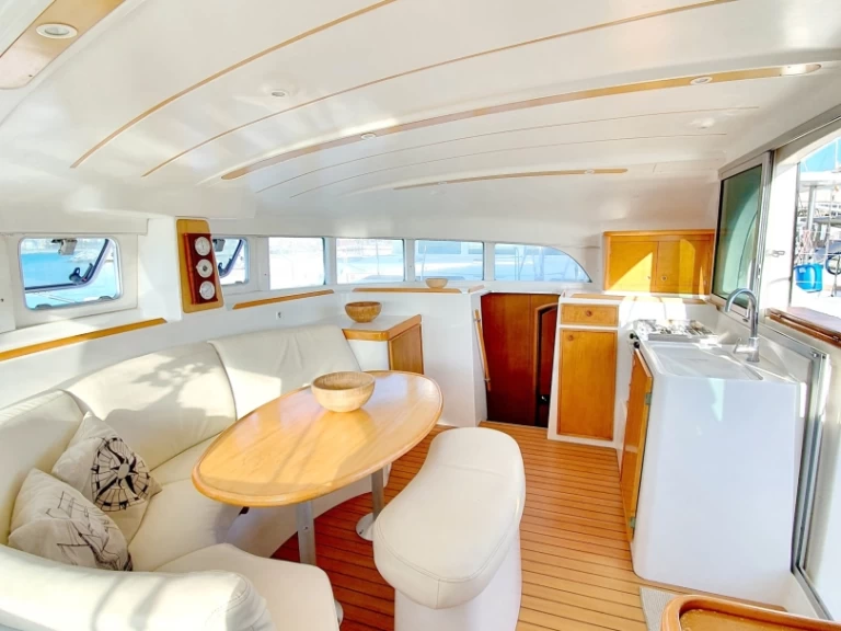 Alquiler Catamarán en Barcelona - Lagoon Lagoon 380