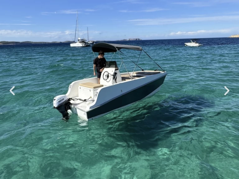 Alquiler de Adventure VESTA 550 en Sant Antoni de Portmany