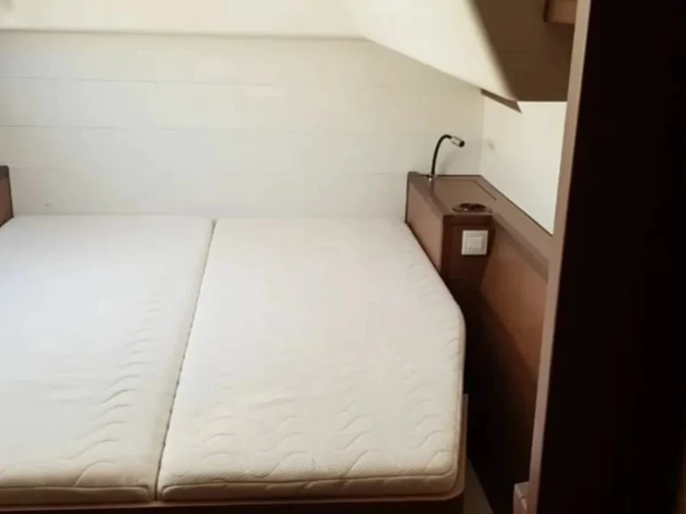 Alquiler de Catamarán, con o sin patrón Lagoon Álimos