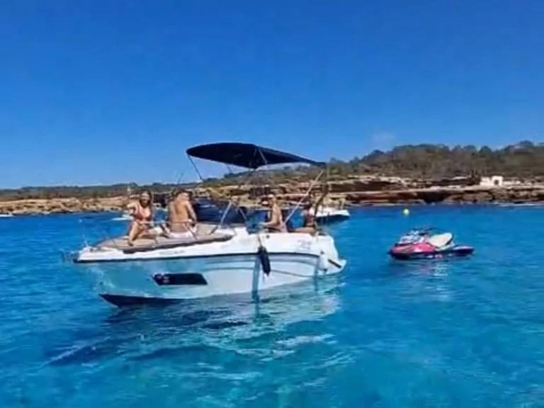 trident 640 SUNDECK de alquiler a Sant Antoni de Portmany