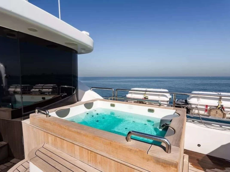 Alquiler Nápoles - Custom BURKUT en SamBoat