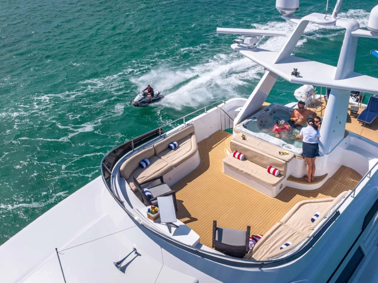 Yate de lujo para alquilar Tortola al mejor precio