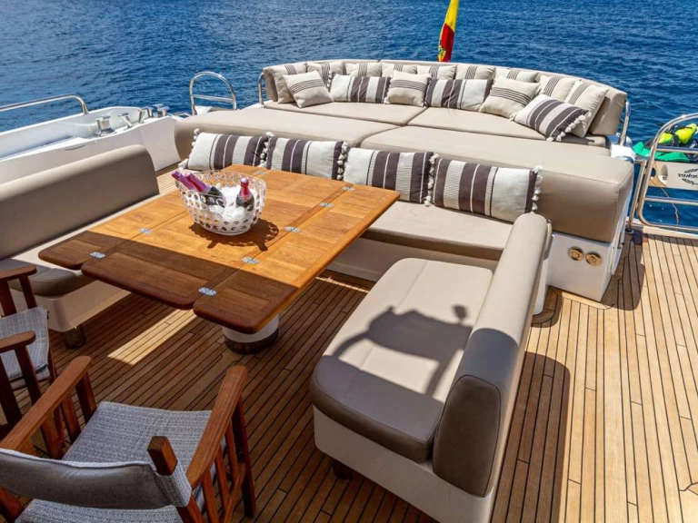 Alquiler Ibiza - Sunseeker BASAD en SamBoat