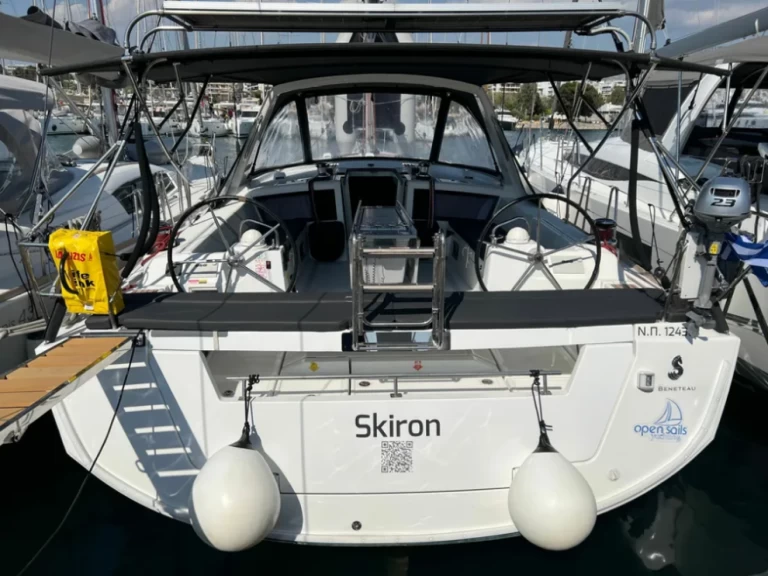 Alquiler de embarcaciones Bénéteau Oceanis 411 Clipper enÁlimos en Samboat