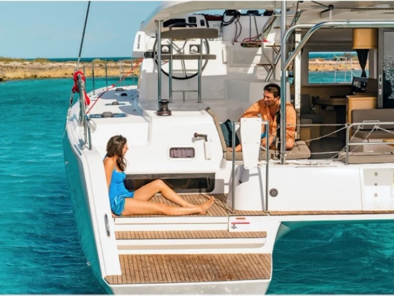 Alquiler Catamarán en Komolac - Lagoon Lagoon 42